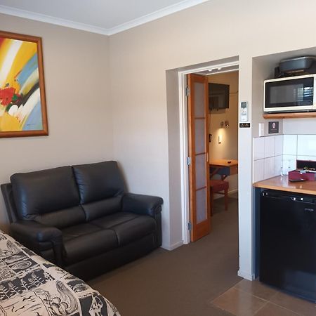 Tongariro Junction Accommodation Turangi Extérieur photo